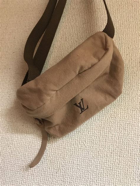 gilet lv bum bag